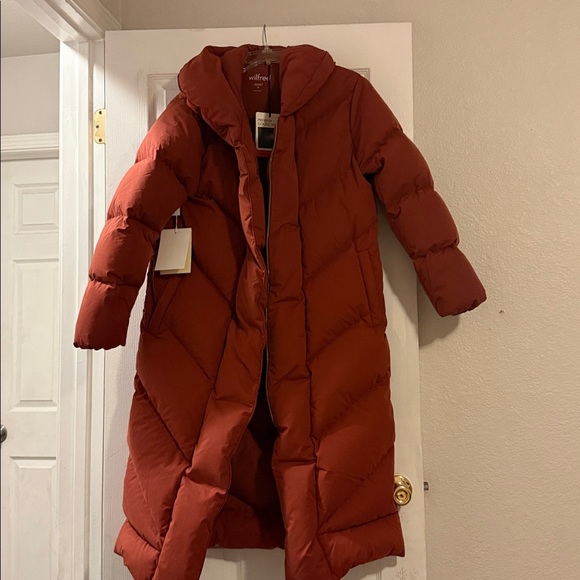 Wilfred Jackets & Blazers - NWT Aritzia Wilfred long puffer coat M